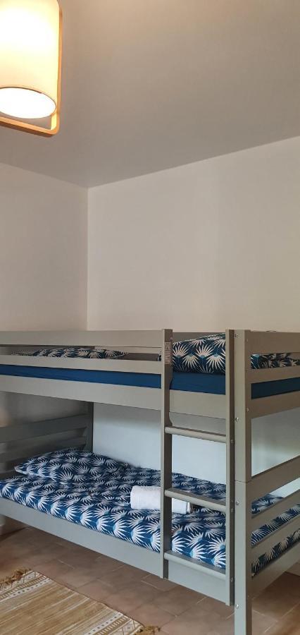 Appartement Chez Mamita : Dans Quartier Calme. *